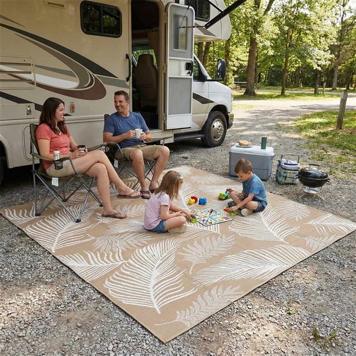 Durable Recycled Plastic Patio Mat factory